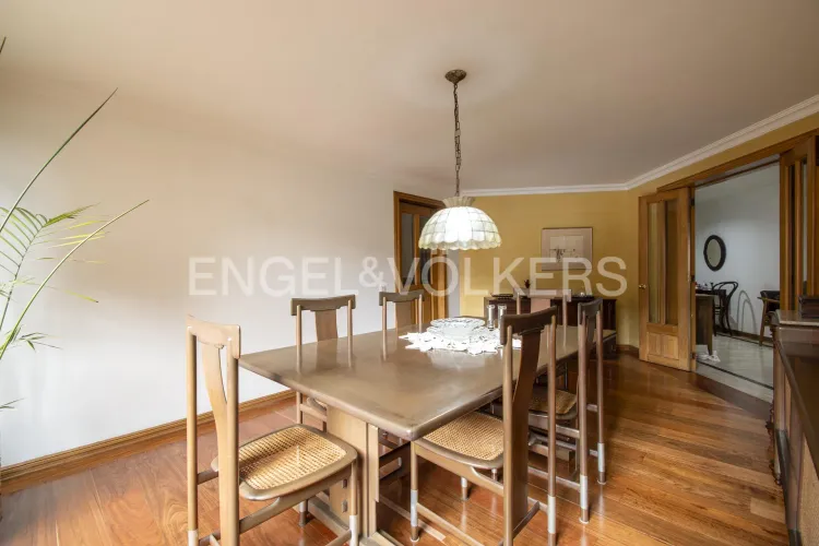 Apartamento en venta en Los Rosales, Bogotá · foto 6 de 17