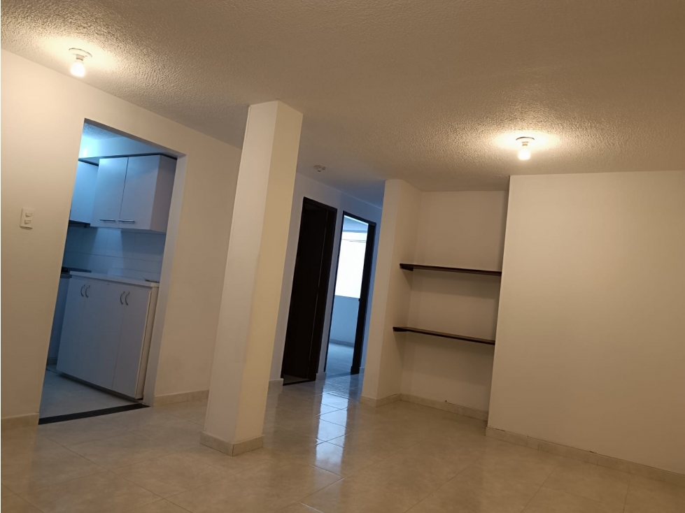Casa en venta en Cedritos, Bogotá · foto 3 de 24