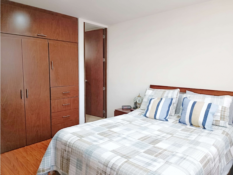 Casa en venta en Cedritos, Bogotá · foto 8 de 24