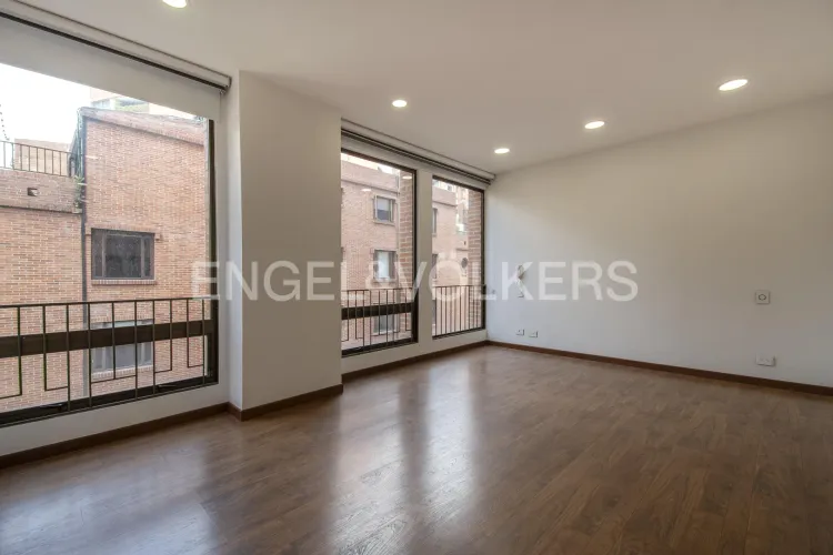 Apartamento de 3 alcobas en venta en La Cabrera, Bogotá, 270 m² · foto 12 de 15