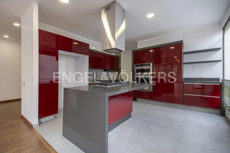 Apartamento de 3 alcobas en venta en La Cabrera, Bogotá, 270 m² · foto 5 de 15