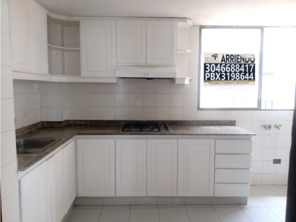 Apartamento de 3 alcobas en arriendo en El Country, Barranquilla, 121 m² · foto 5 de 23