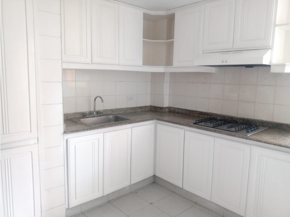 Apartamento de 3 alcobas en arriendo en El Country, Barranquilla, 121 m² · foto 6 de 23