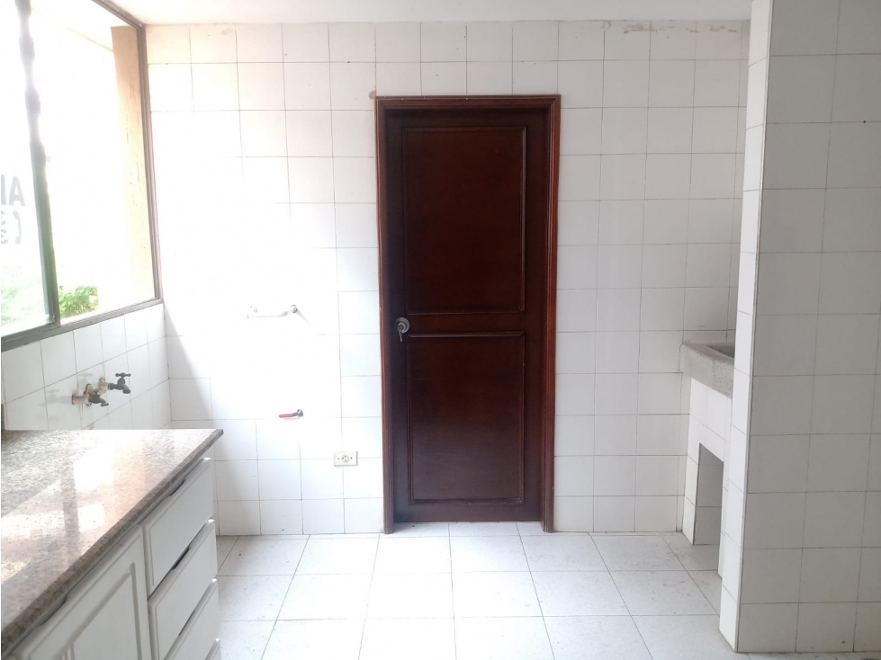 Apartamento de 3 alcobas en arriendo en El Country, Barranquilla, 121 m² · foto 8 de 23