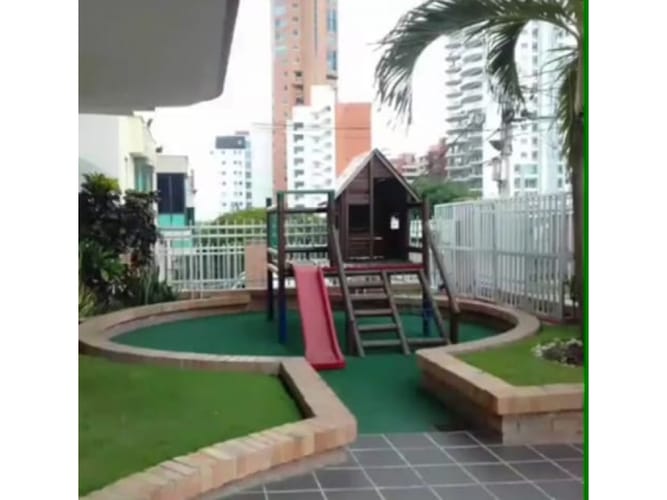 Apartamento de 3 alcobas en venta en Altos Del Prado, Barranquilla, 182 m² · foto 2 de 20