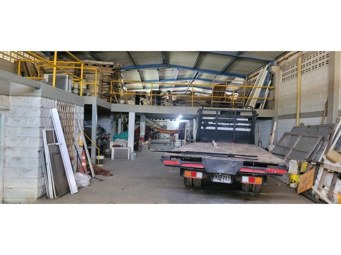 Bodega en venta en La Pradera, Barranquilla, 466 m² · foto 2 de 7