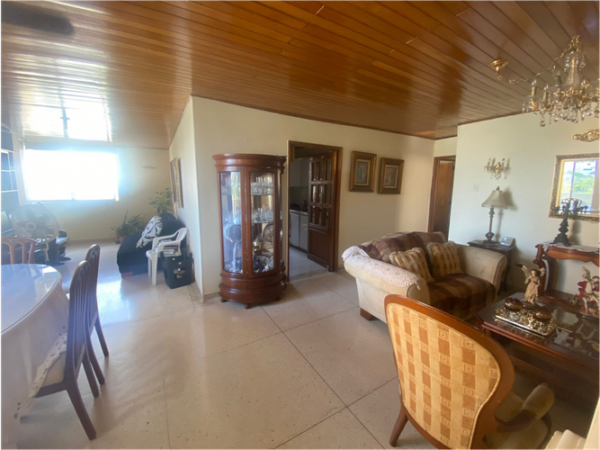 Apartamento de 3 alcobas en venta en Ciudad Real, Barranquilla, 165 m² · foto 7 de 13