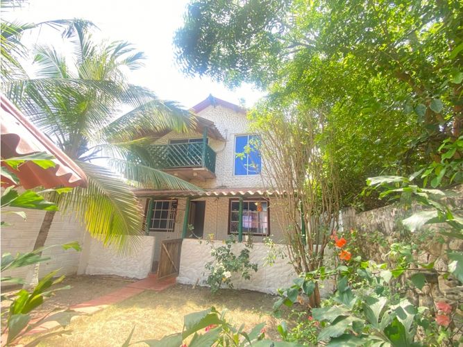 Casa de 3 alcobas en venta en Salgar, Puerto Colombia, 243 m² · foto 3 de 18