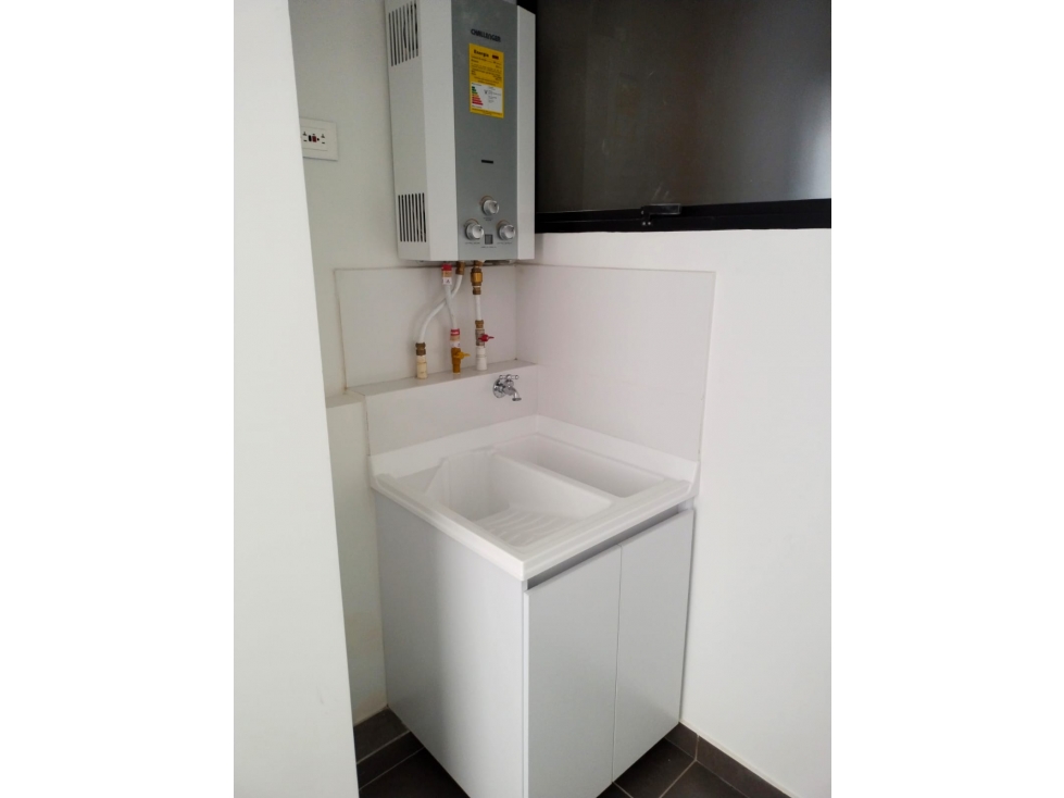 Apartamento en venta en Ciudad Salitre Occidental, Bogotá · foto 7 de 19