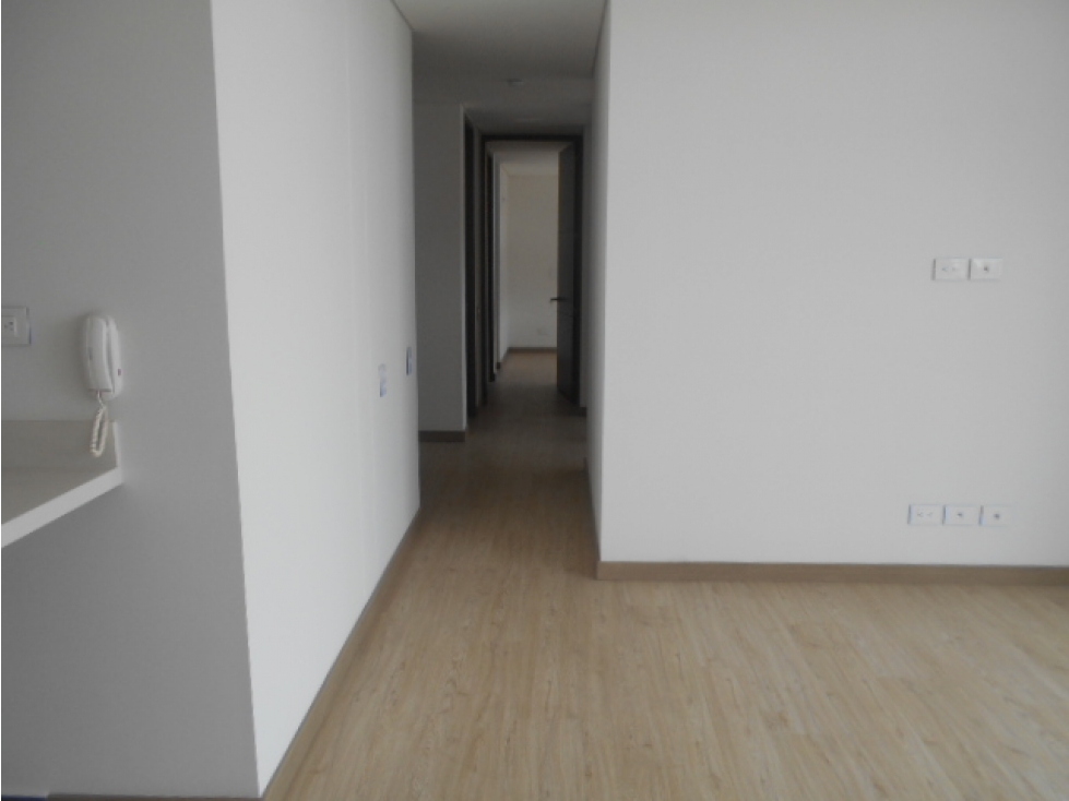 Apartamento en venta en Ciudad Salitre Occidental, Bogotá · foto 10 de 19