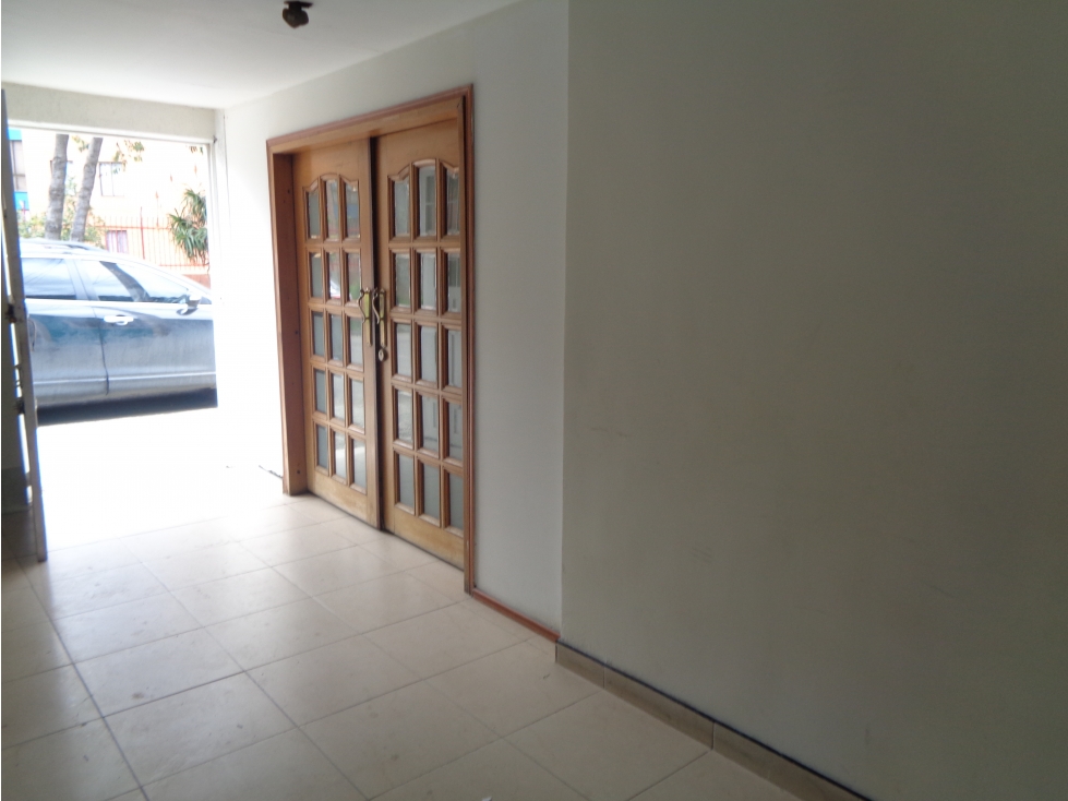 Casa en venta en Engativá, Bogotá · foto 4 de 17