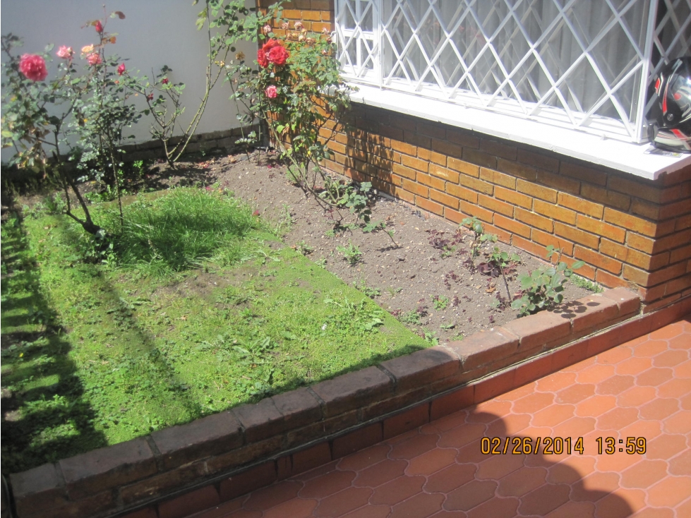 Casa en venta en La Esmeralda, Bogotá · foto 2 de 24