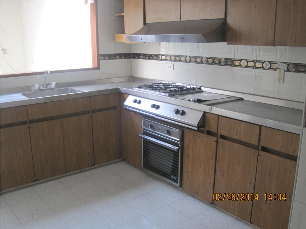 Casa en venta en La Esmeralda, Bogotá · foto 6 de 24