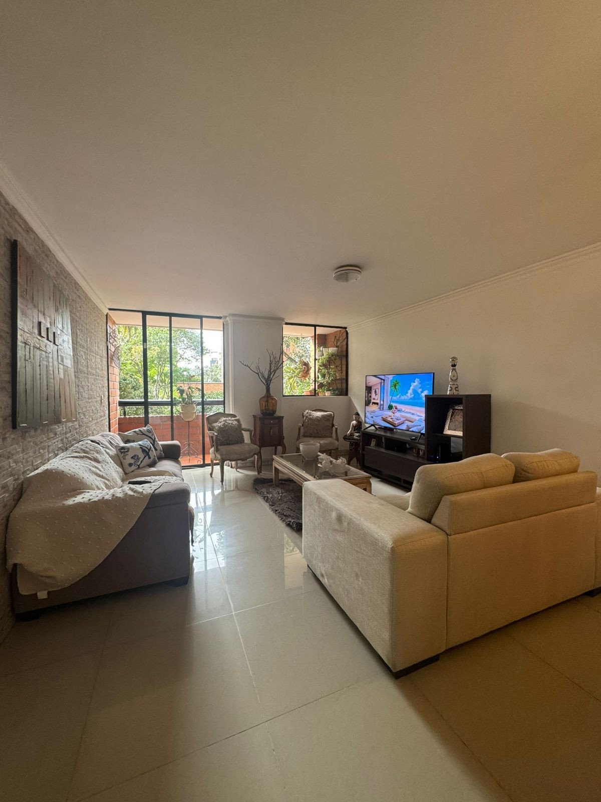 Apartamento en venta en El Poblado, Medellín · foto 5 de 14