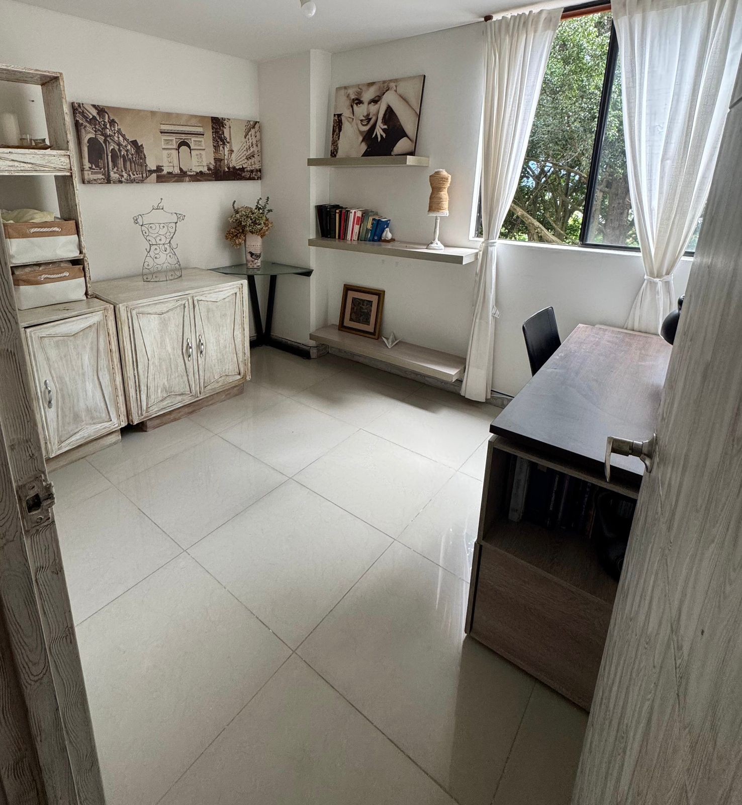 Apartamento en venta en El Poblado, Medellín · foto 4 de 14