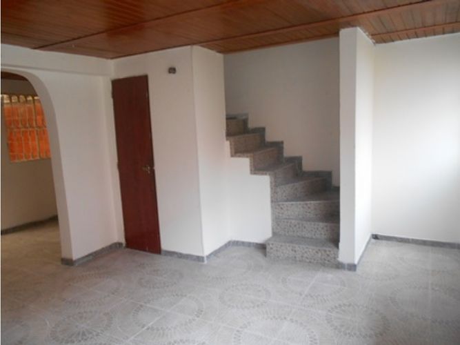 Casa de 3 alcobas en venta en Galicia Et Iii, Soacha, 72 m² · foto 3 de 24