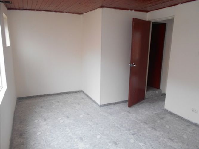 Casa de 3 alcobas en venta en Galicia Et Iii, Soacha, 72 m² · foto 5 de 24