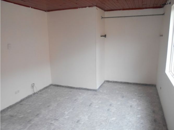 Casa de 3 alcobas en venta en Galicia Et Iii, Soacha, 72 m² · foto 17 de 24