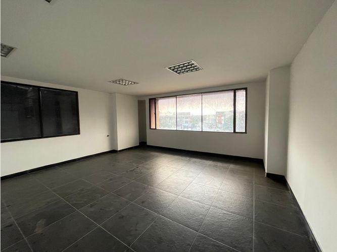 Bodega en arriendo en Villa San Pedro Iii, Barranquilla, 2075 m² · foto 5 de 10