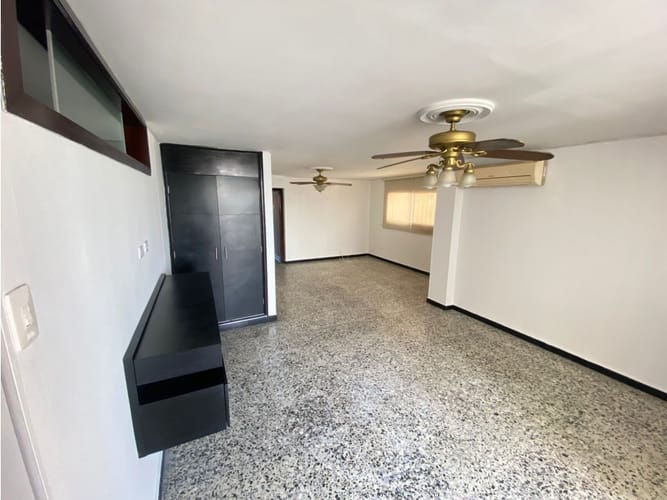 Apartamento de 3 alcobas en venta en Altos Del Prado, Barranquilla, 153 m² · foto 7 de 22