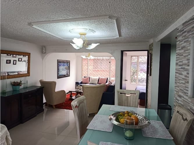 Casa de 2 alcobas en venta en Cr Los Alpes, Chía, 272 m² · foto 6 de 22