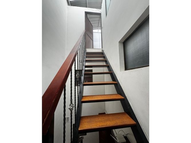Casa de 7 alcobas en venta en Engativa Zona Urbana, Bogotá, 216 m² · foto 5 de 24