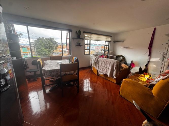 Casa de 7 alcobas en venta en Engativa Zona Urbana, Bogotá, 216 m² · foto 7 de 24