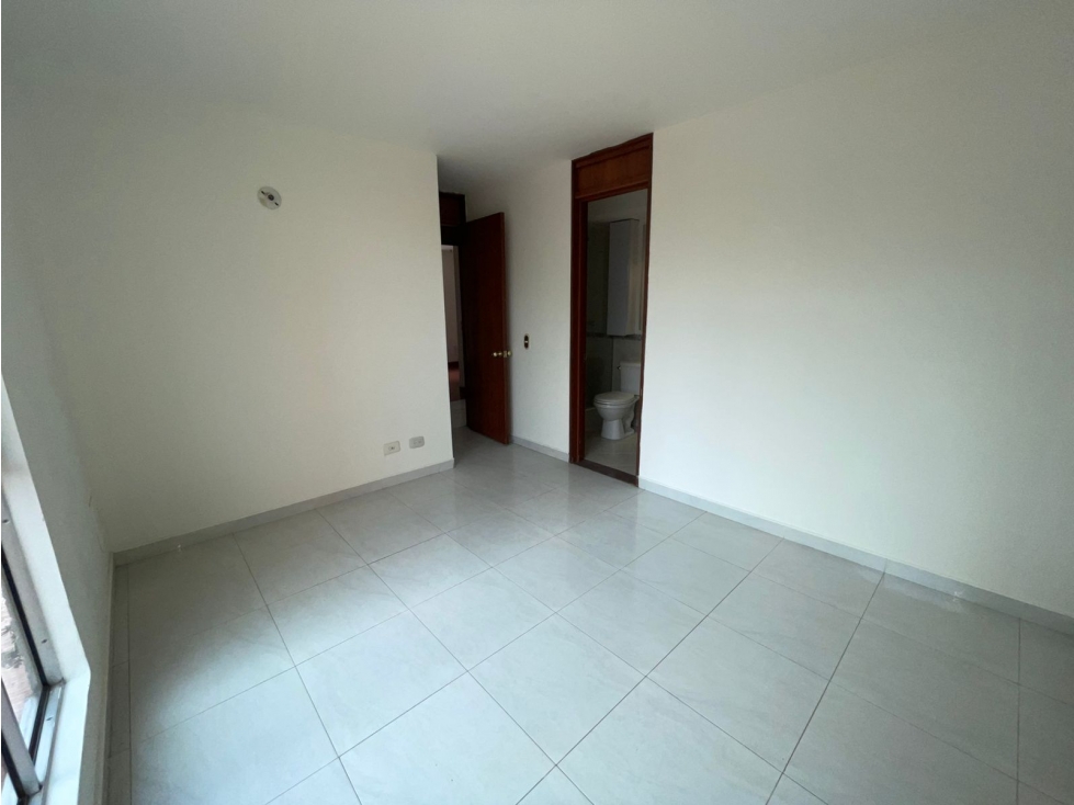 Apartamento en venta en Ciudad Salitre Occidental, Bogotá · foto 9 de 24
