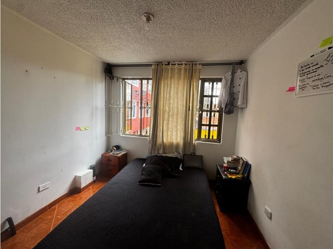 Casa de 7 alcobas en venta en Engativa Zona Urbana, Bogotá, 216 m² · foto 15 de 24