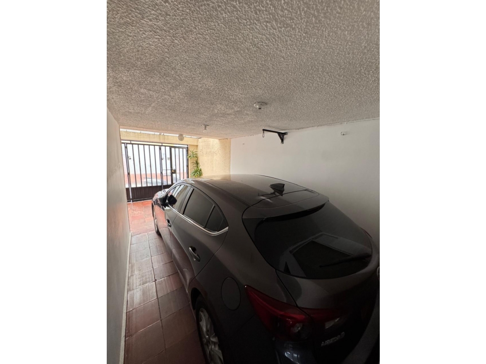 Casa en venta en Capellania, Bogotá · foto 5 de 24