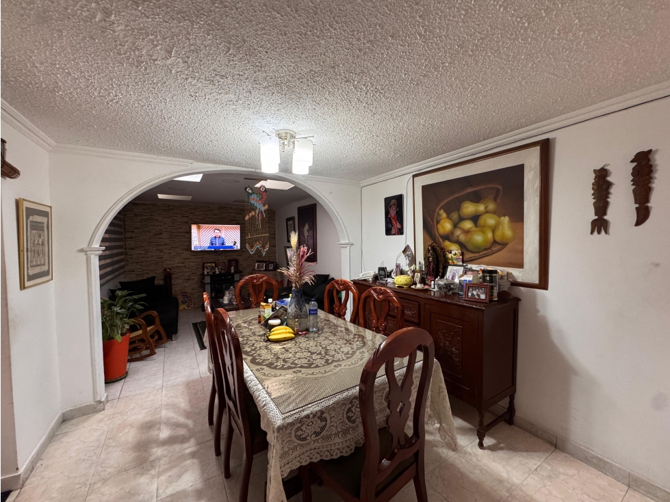 Casa en venta en Capellania, Bogotá · foto 8 de 24
