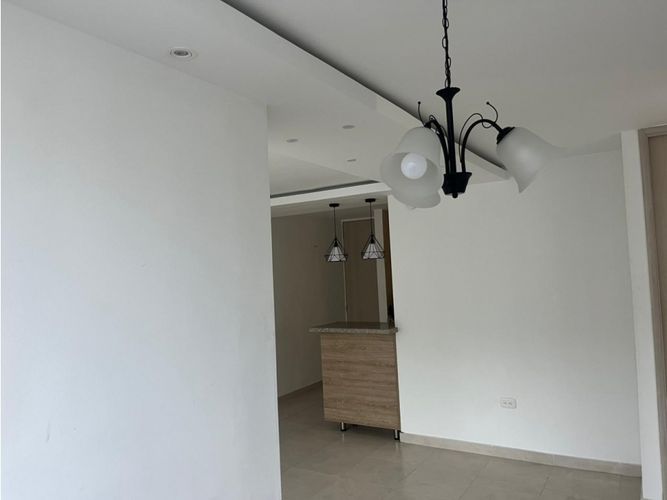 Apartamento de 2 alcobas en venta en Los Robles, Soledad, 59 m² · foto 5 de 11