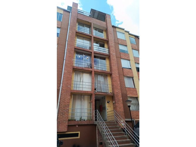 Apartamento de 3 alcobas en venta en Soratama, Bogotá, 55 m² · foto 5 de 24