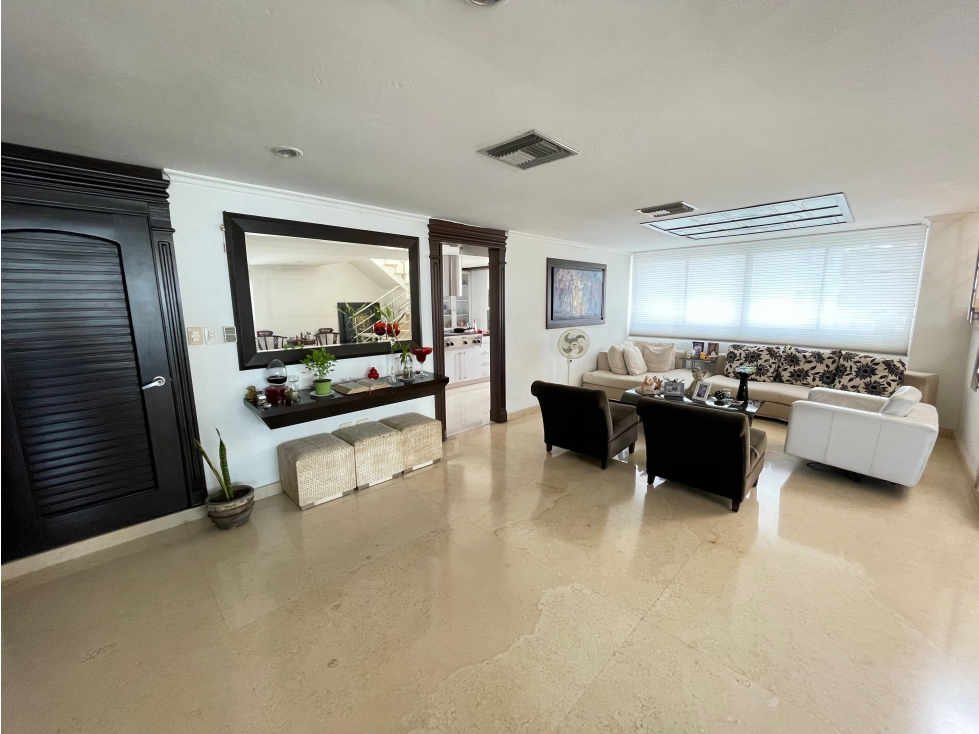 Apartamento en arriendo en Lago Alto, Barranquilla · foto 3 de 24