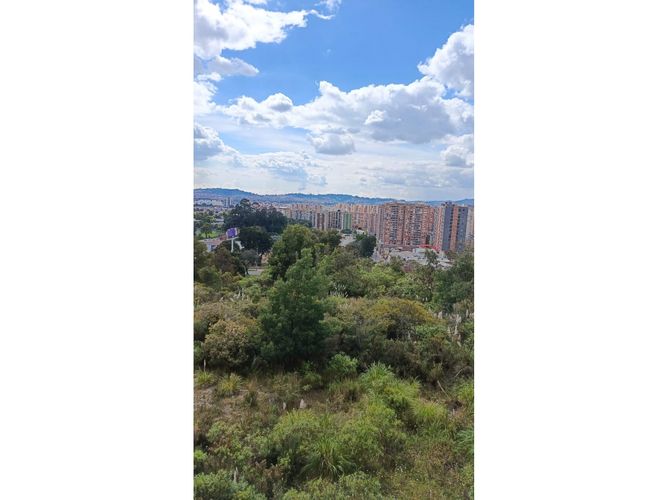 Apartamento de 3 alcobas en venta en Soratama, Bogotá, 55 m² · foto 12 de 24