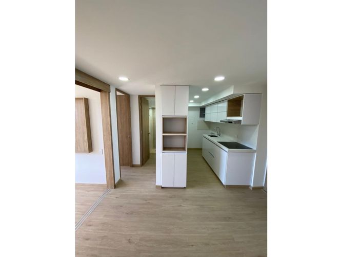 Apartaestudio en venta en El Redil, Bogotá, 35 m² · foto 6 de 15