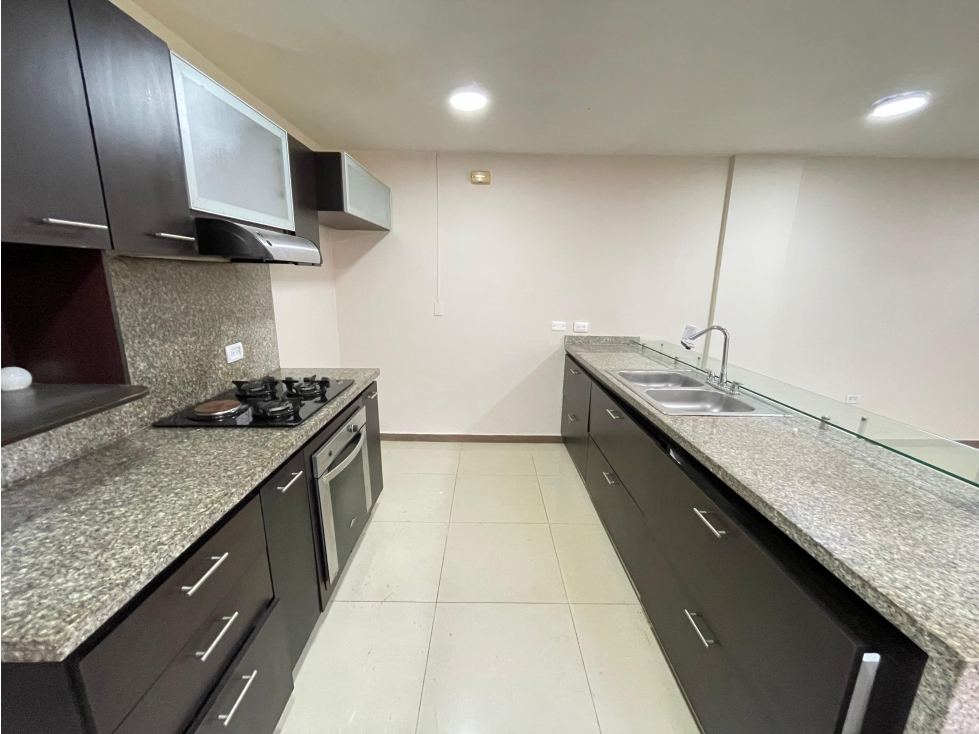 Apartamento en venta en Altos Del Prado, Barranquilla · foto 4 de 15