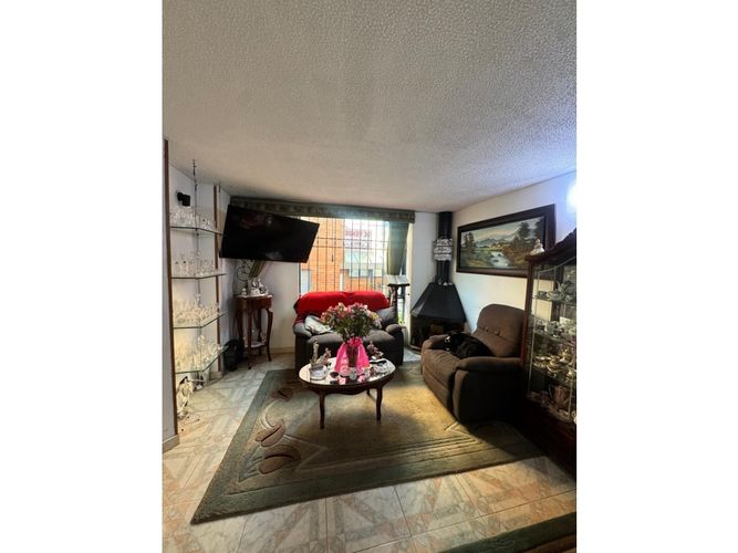 Casa de 4 alcobas en venta en Ciudad Salitre Occidental, Bogotá, 125 m² · foto 3 de 24