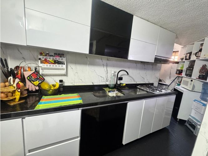 Casa de 4 alcobas en venta en Ciudad Salitre Occidental, Bogotá, 125 m² · foto 10 de 24