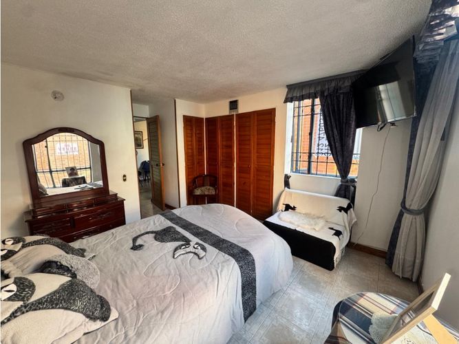 Casa de 4 alcobas en venta en Ciudad Salitre Occidental, Bogotá, 125 m² · foto 18 de 24