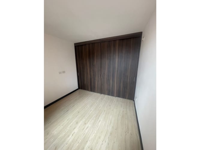Apartamento de 2 alcobas en arriendo en Condominio Campestre Alhambra, Madrid, 50 m² · foto 10 de 19