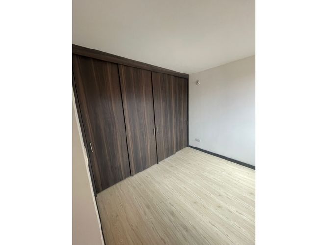 Apartamento de 2 alcobas en arriendo en Condominio Campestre Alhambra, Madrid, 50 m² · foto 11 de 19