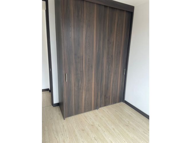 Apartamento de 2 alcobas en arriendo en Condominio Campestre Alhambra, Madrid, 50 m² · foto 14 de 19