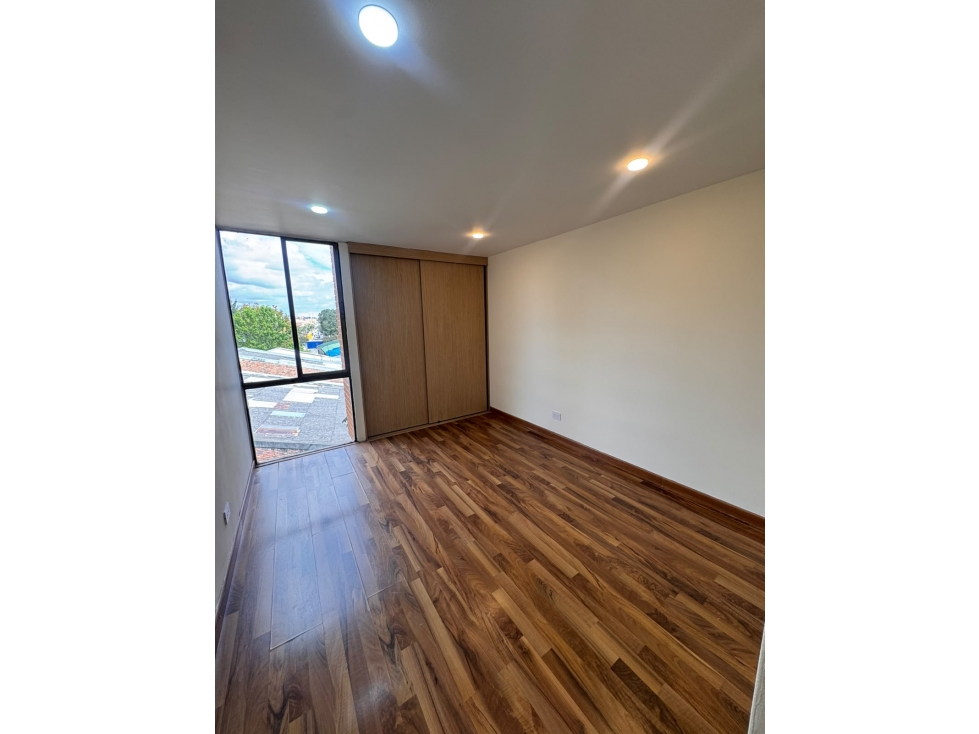 Apartamento en venta en Minuto De Dios, Bogotá · foto 7 de 18