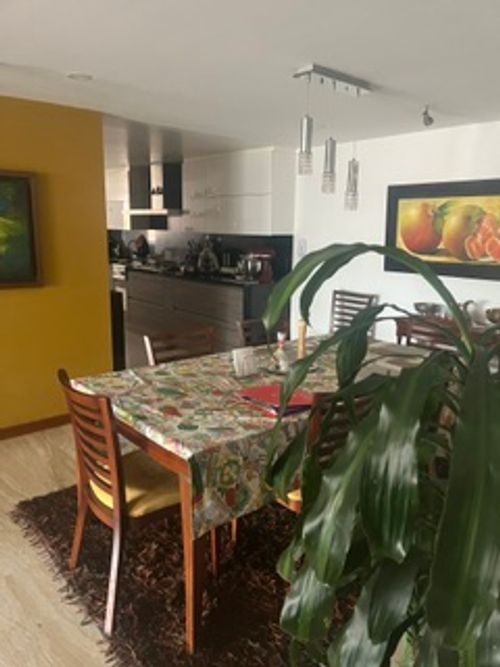 Apartamento en venta en Santa Paula, Bogotá · foto 2 de 19