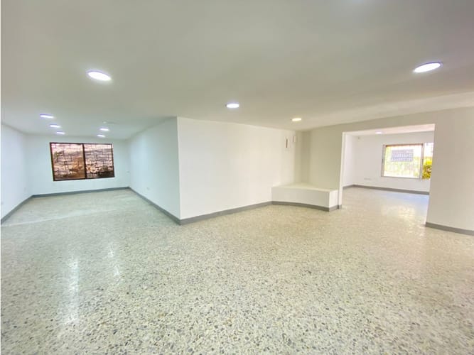 Oficina en arriendo en El Poblado, Barranquilla, 120 m² · foto 2 de 12