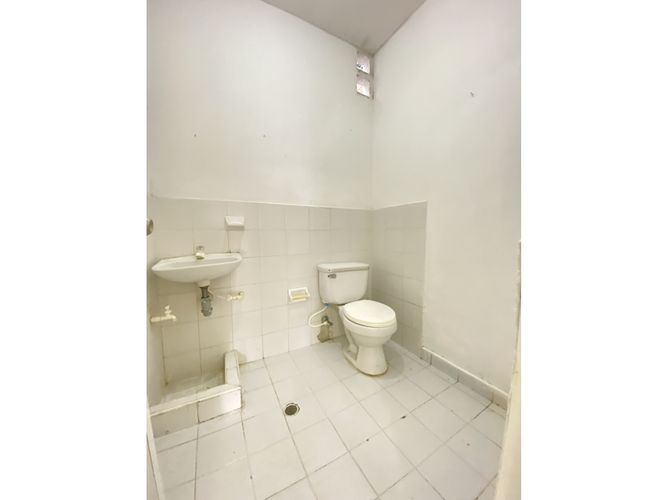 Local en arriendo en Olaya, Barranquilla, 32 m² · foto 5 de 5