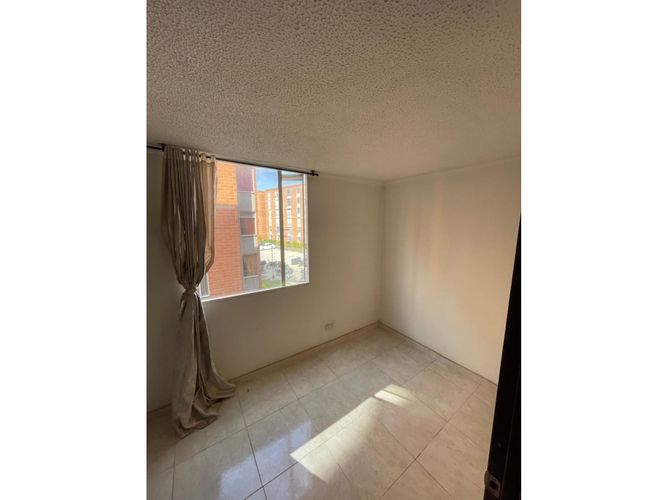 Apartamento de 2 alcobas en venta en Hogares Soacha, Soacha, 50 m² · foto 3 de 14