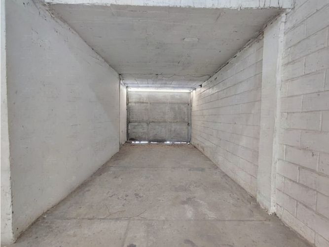 Bodega en arriendo en Abajo, Barranquilla, 400 m² · foto 2 de 9