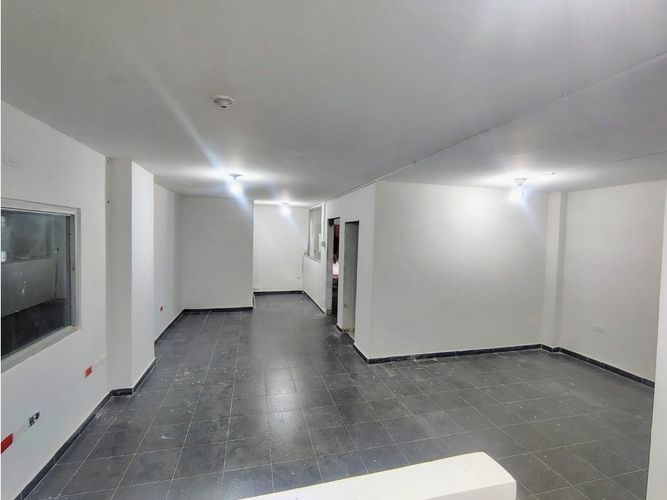 Bodega en arriendo en Abajo, Barranquilla, 400 m² · foto 5 de 9